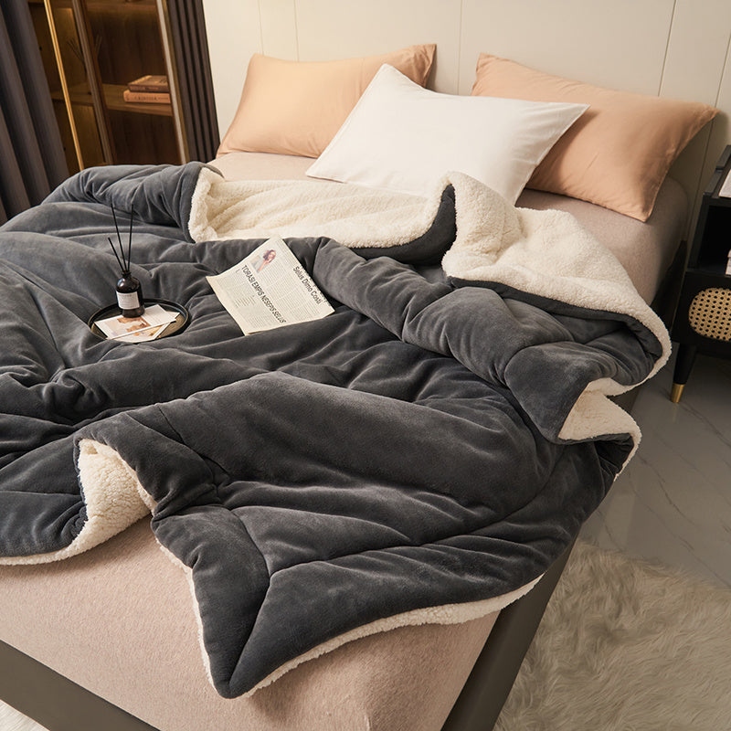 Reversible Sherpa Throw Blanket – Thick Plush Fleece
