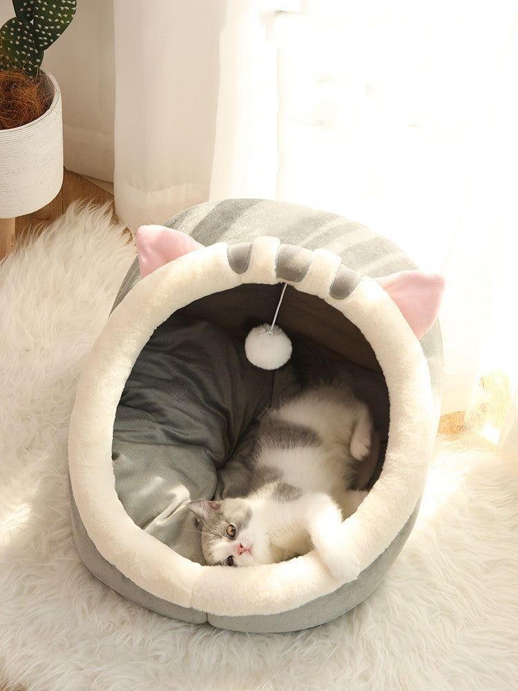All-Season Cat House Villa - detail view