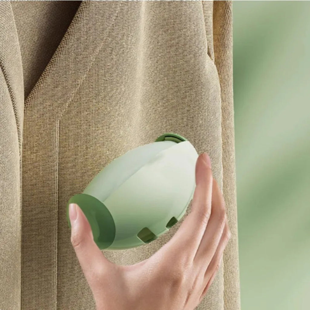 Reusable Pet Hair Lint Roller - close-up of roller surface