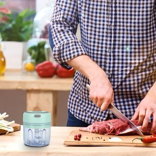 Mini Cordless Garlic & Herb Chopper – 8.45 oz – image 8