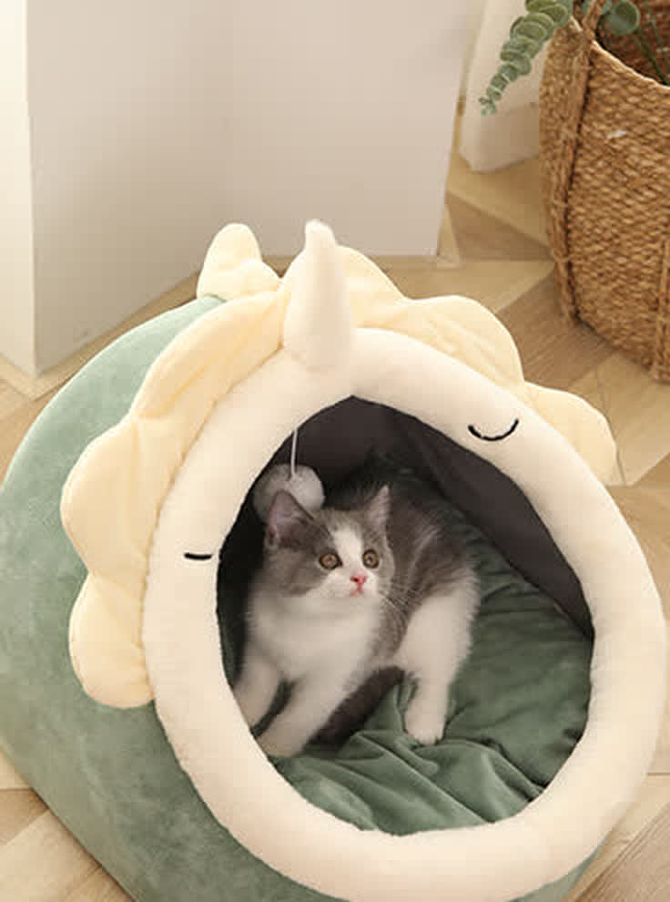 All-Season Cat House Villa - MapleSnug product photo