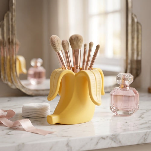 Banana Desk Organizer – Pen & Brush Holder Cup