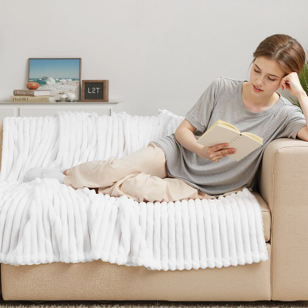 Super Soft Fleece Throw Blanket – 50 x 60 in – image 5