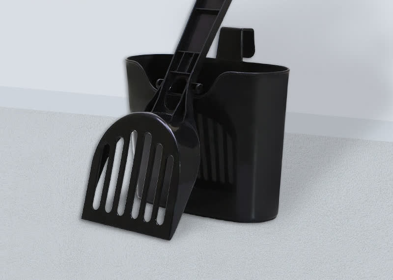 Long-Handle Mesh Cat Litter Scoop - MapleSnug product photo